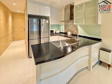 Movenpick White Sand Beach 5