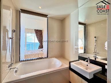 Movenpick White Sand Beach 11