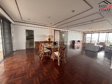 Royal Cliff 6