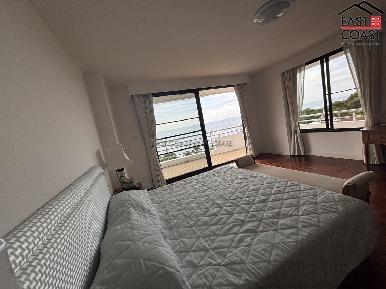 Royal Cliff 10