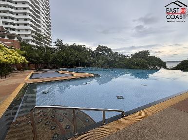 Royal Cliff 14