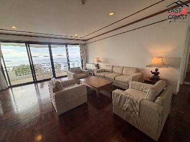 Royal Cliff 1
