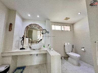 Stunning Two Bedroom at Grand Condotel 13