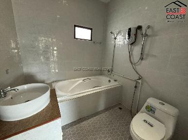 Private House At Soi Thung Klom Tan man 14