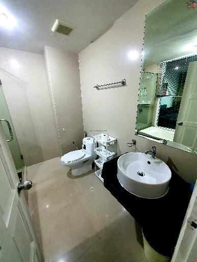 AD Hyatt 9