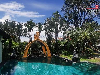 Phutara Villa 12