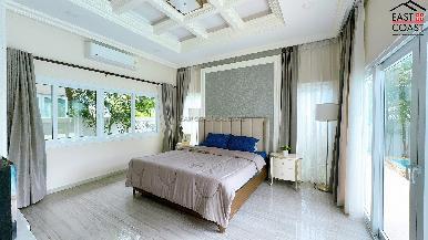 Baan Dusit Pattaya Hill 12