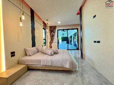 Private Pool Villa in Toongklom Talman 22