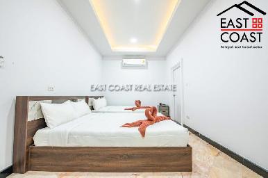 White House Villa in Baan Koon Suk 2 7