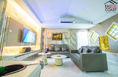 White House Villa in Baan Koon Suk 2 1