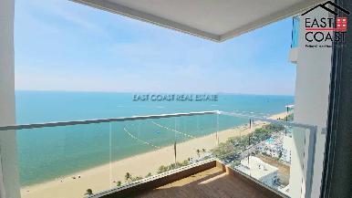 Cetus Beachfront Pattaya 1