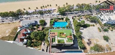Cetus Beachfront Pattaya 9