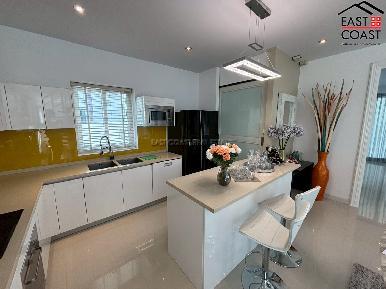 Palm Oasis 14