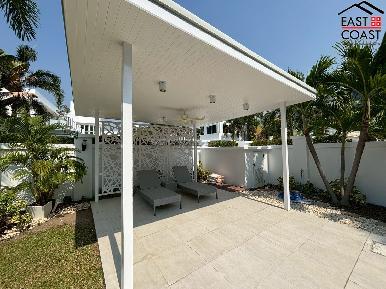 Palm Oasis 15