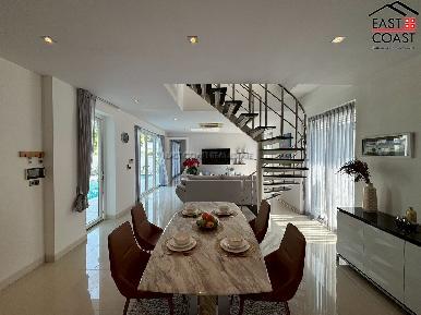 Palm Oasis 19