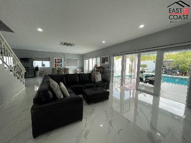 Temple Court Villa 10