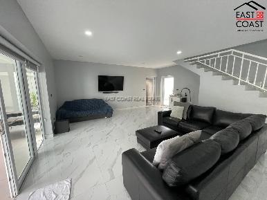 Temple Court Villa 21