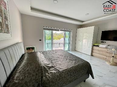 Temple Court Villa 28