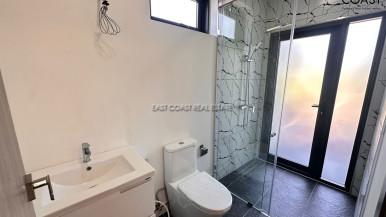 3-Storey House – Huay Yai Main Road 2