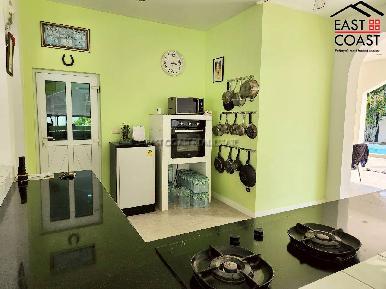 Private House Huay Yai 28