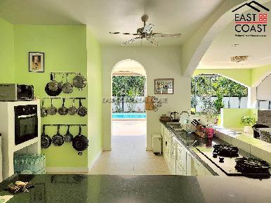 Private House Huay Yai 29