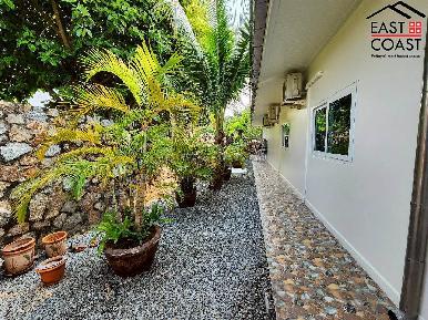Private House Huay Yai 35