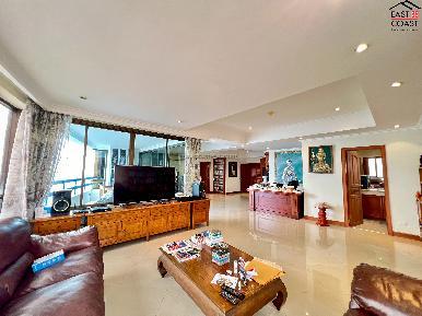 Jomtien Plaza Condotel 1
