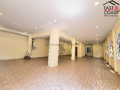 Shop house Jomtien 12