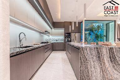 Private House Thepprasit 14