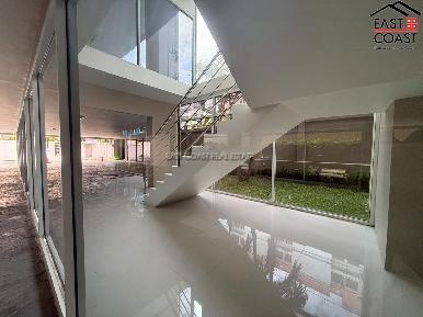 Residential Condominium Building + office rooms 6