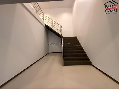 Residential Condominium Building + office rooms 9