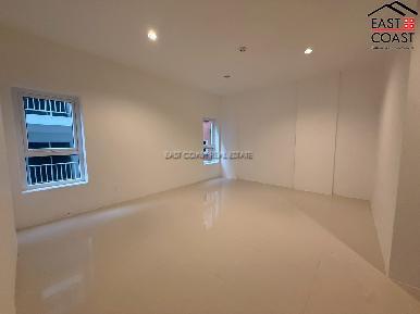 Residential Condominium Building + office rooms 11