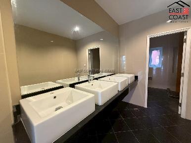 Residential Condominium Building + office rooms 25