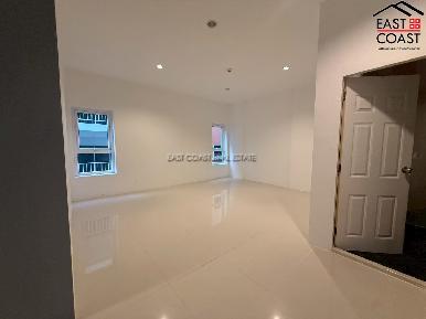 Residential Condominium Building + office rooms 36