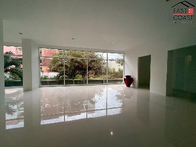 Residential Condominium Building + office rooms 42