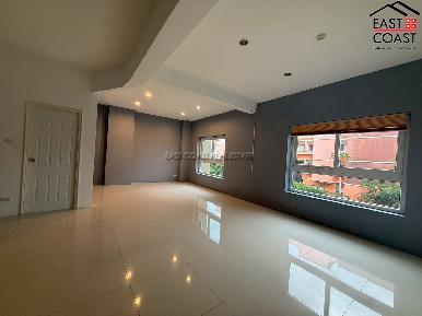 Residential Condominium Building + office rooms 52