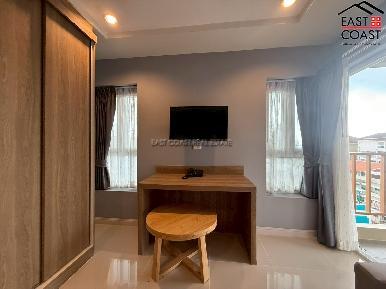 Residential Condominium Building + office rooms 61