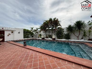 Private House Huay Yai 38