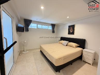 Jomtien Beach Condominium 6