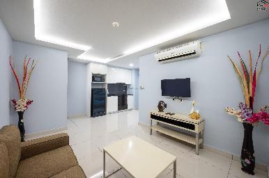C View Boutique 2