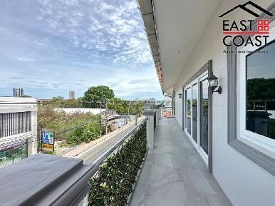 Apartment 4 Condominium 11
