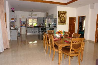 Baan Dusit Pattaya Lake 2 13