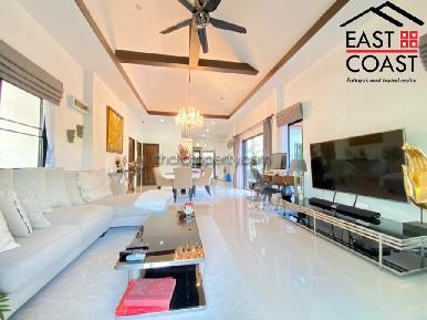 Baan Dusit Pattaya Park 2