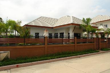 Baan Dusit Pattaya Park 2