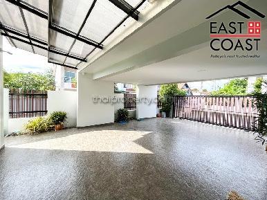 Baan Nidacha 28