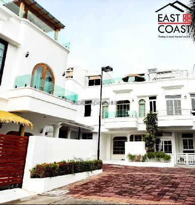 Beach House Wongamat 21