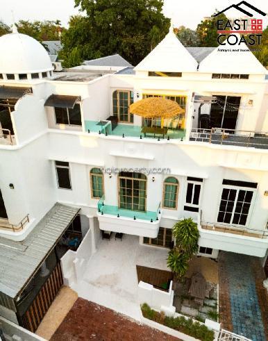 Beach House Wongamat 19