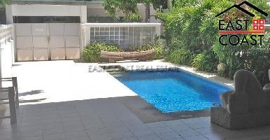 Beach Townhouse 4