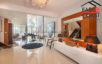 Beach Townhouse 8