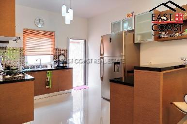 Classic Garden Home 8